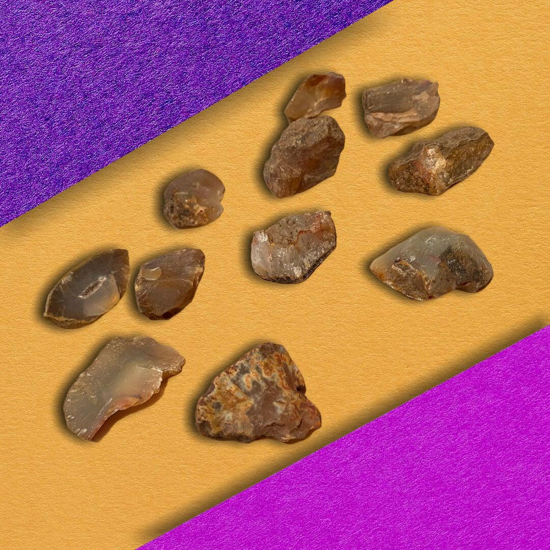 Carnelian / Rough.