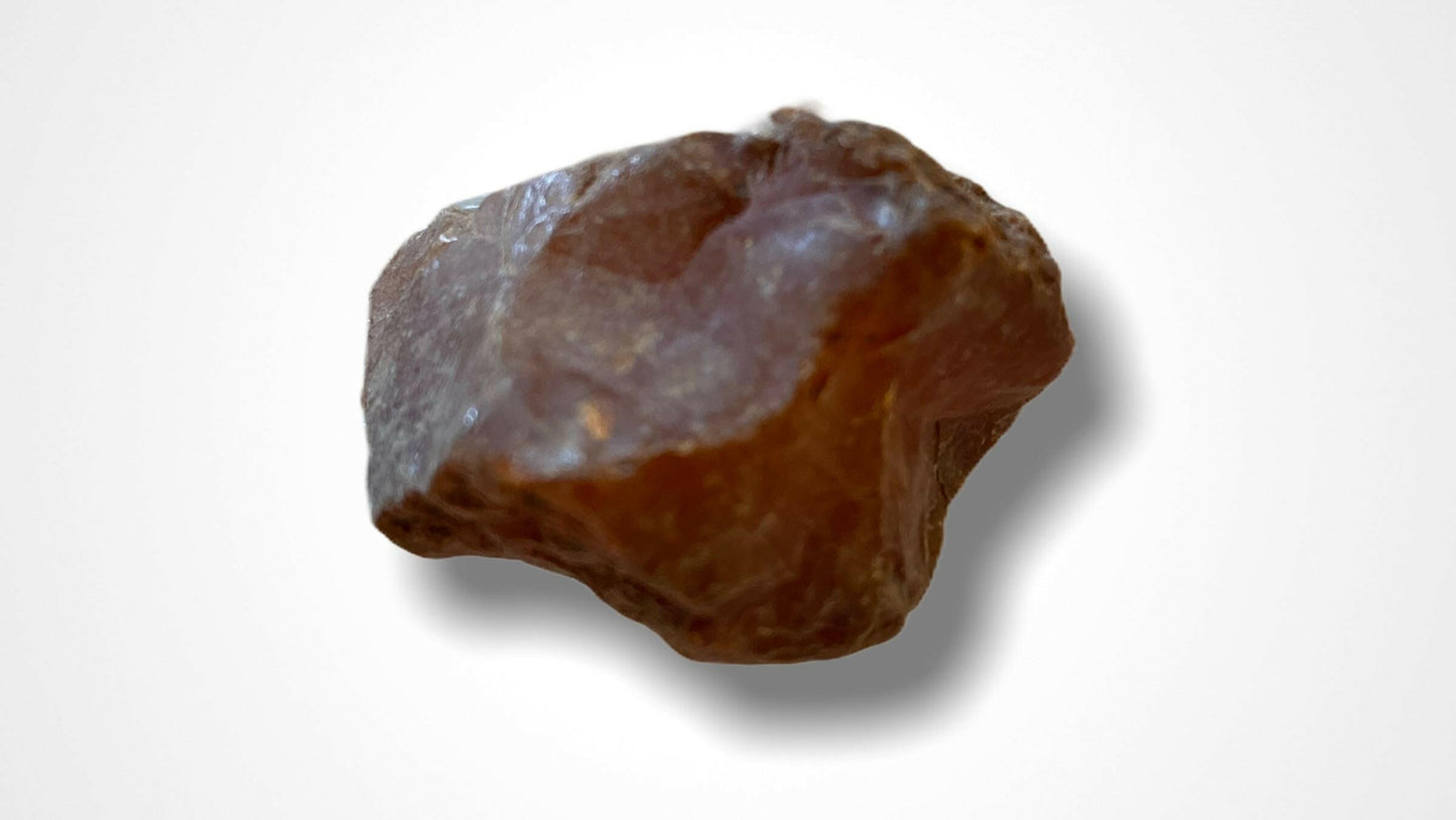 Carnelian / Rough.